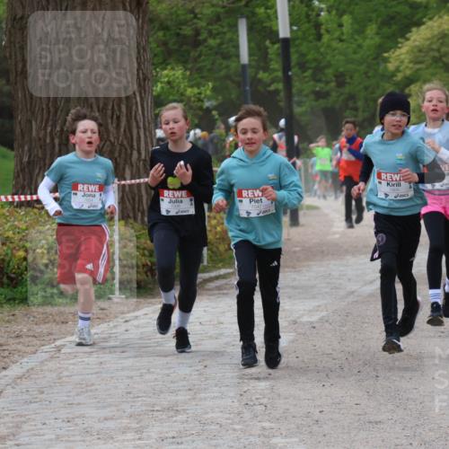 25.04.2026 - Das Zehntel Zöllner http://msf.ph/oto/9594381 25.04.2026 10:38:24 Laufen 7547, 7604, 7588 meine-sportfotos.de