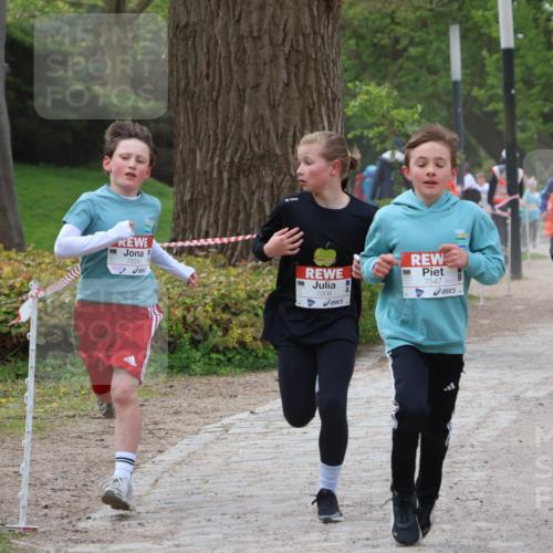25.04.2026 - Das Zehntel Zöllner http://msf.ph/oto/9594388 25.04.2026 10:38:25 Laufen 7624, 7006, 7547, 7604 meine-sportfotos.de