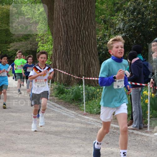 25.04.2026 - Das Zehntel Zöllner http://msf.ph/oto/9594446 25.04.2026 10:38:41 Laufen 7625 meine-sportfotos.de