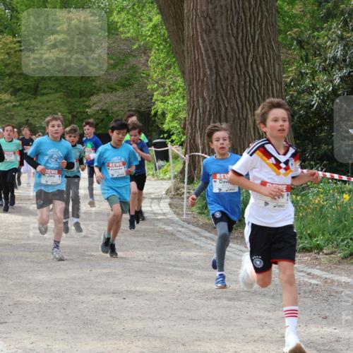 25.04.2026 - Das Zehntel Zöllner http://msf.ph/oto/9594449 25.04.2026 10:38:42 Laufen 80 meine-sportfotos.de