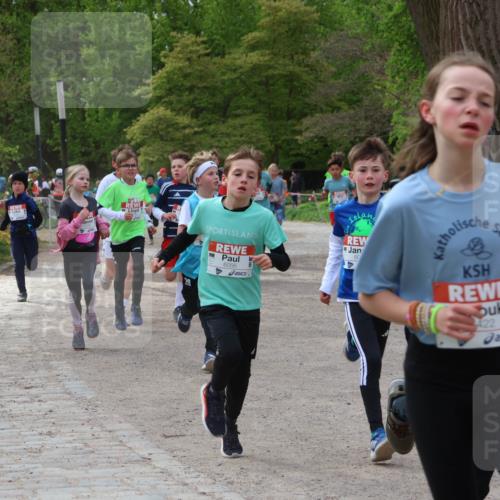 25.04.2026 - Das Zehntel Zöllner http://msf.ph/oto/9594464 25.04.2026 10:38:45 Laufen 6056, 60, 422 meine-sportfotos.de