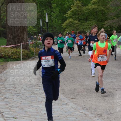 25.04.2026 - Das Zehntel Zöllner http://msf.ph/oto/9594482 25.04.2026 10:38:49 Laufen 8025 meine-sportfotos.de