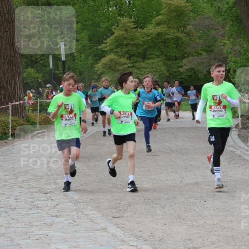 25.04.2026 - Das Zehntel Zöllner http://msf.ph/oto/9594533 25.04.2026 10:39:02 Laufen 7164, 5580 meine-sportfotos.de