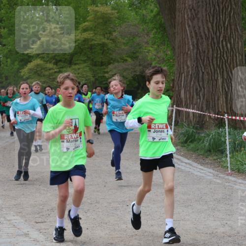 25.04.2026 - Das Zehntel Zöllner http://msf.ph/oto/9594537 25.04.2026 10:39:03 Laufen 7138, 7146, 7164 meine-sportfotos.de