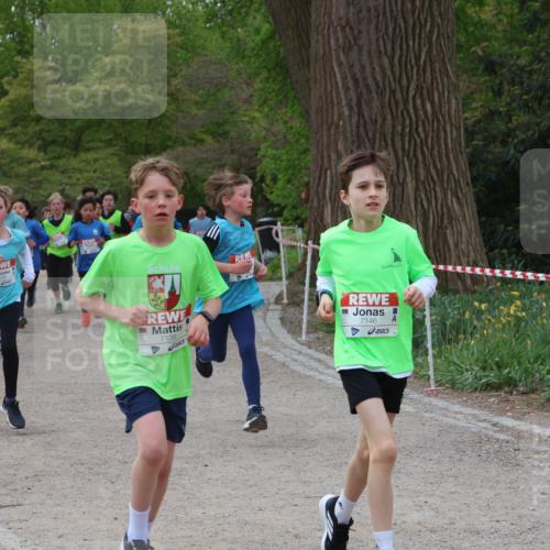 25.04.2026 - Das Zehntel Zöllner http://msf.ph/oto/9594539 25.04.2026 10:39:04 Laufen 7138, 7146, 716 meine-sportfotos.de