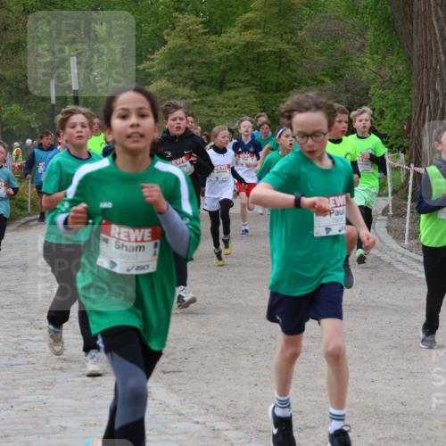 25.04.2026 - Das Zehntel Zöllner http://msf.ph/oto/9594581 25.04.2026 10:39:13 Laufen 5550, 7939 meine-sportfotos.de