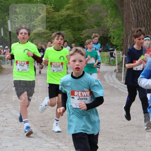 25.04.2026 - Das Zehntel Zöllner http://msf.ph/oto/9594600 25.04.2026 10:39:17 Laufen 7257, 7260, 7515, 6732, 6343 meine-sportfotos.de