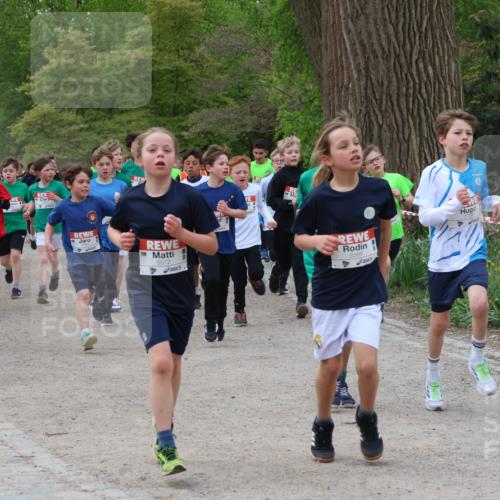 25.04.2026 - Das Zehntel Zöllner http://msf.ph/oto/9594646 25.04.2026 10:39:25 Laufen 5572, 5566 meine-sportfotos.de