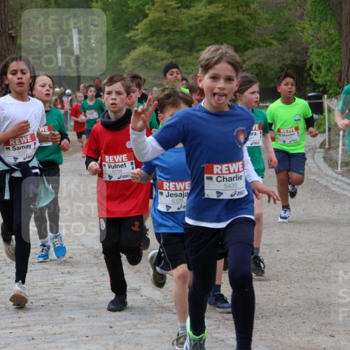 25.04.2026 - Das Zehntel Zöllner http://msf.ph/oto/9594667 25.04.2026 10:39:28 Laufen 5101, 6156, 6326, 5435, 941 meine-sportfotos.de