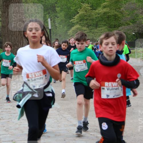 25.04.2026 - Das Zehntel Zöllner http://msf.ph/oto/9594675 25.04.2026 10:39:29 Laufen 5101, 6156 meine-sportfotos.de