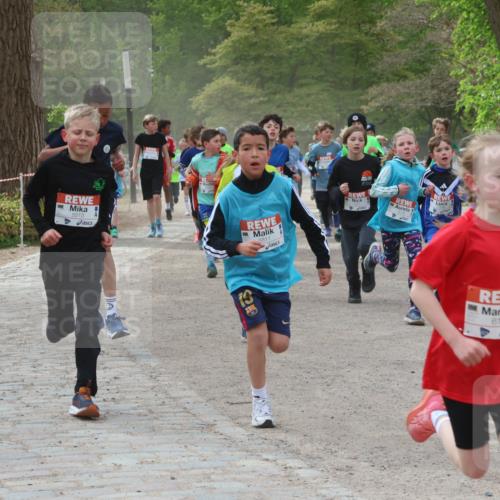 25.04.2026 - Das Zehntel Zöllner http://msf.ph/oto/9594708 25.04.2026 10:39:35 Laufen 5512, 5811, 2, 6117 meine-sportfotos.de