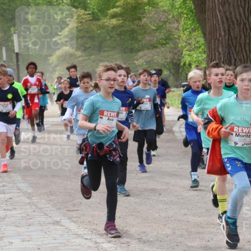 25.04.2026 - Das Zehntel Zöllner http://msf.ph/oto/9594724 25.04.2026 10:39:39 Laufen 7582, 989, 6039 meine-sportfotos.de