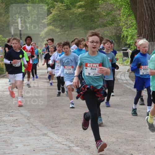 25.04.2026 - Das Zehntel Zöllner http://msf.ph/oto/9594727 25.04.2026 10:39:39 Laufen 7582, 6088 meine-sportfotos.de