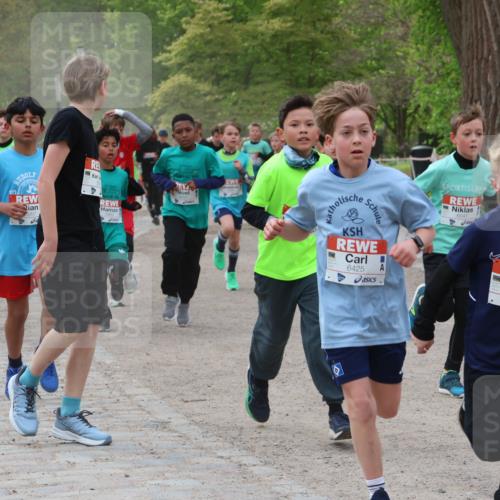 25.04.2026 - Das Zehntel Zöllner http://msf.ph/oto/9594771 25.04.2026 10:39:48 Laufen 6425, 6041, 6210 meine-sportfotos.de