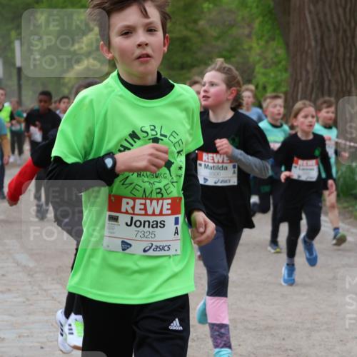 25.04.2026 - Das Zehntel Zöllner http://msf.ph/oto/9594795 25.04.2026 10:39:53 Laufen 7325, 5500 meine-sportfotos.de