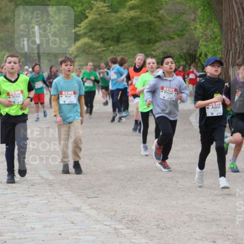 25.04.2026 - Das Zehntel Zöllner http://msf.ph/oto/9594808 25.04.2026 10:39:56 Laufen 18 meine-sportfotos.de