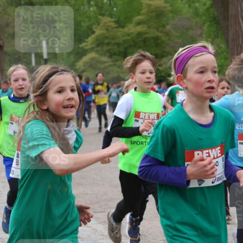 25.04.2026 - Das Zehntel Zöllner http://msf.ph/oto/9594843 25.04.2026 10:40:03 Laufen 0, 20, 6936 meine-sportfotos.de