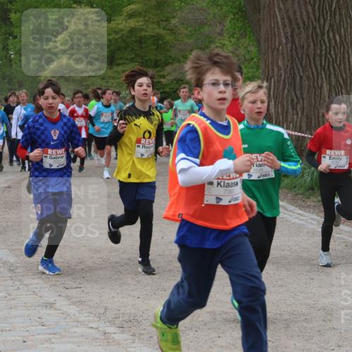 25.04.2026 - Das Zehntel Zöllner http://msf.ph/oto/9594862 25.04.2026 10:40:08 Laufen 2, 7398, 5526 meine-sportfotos.de