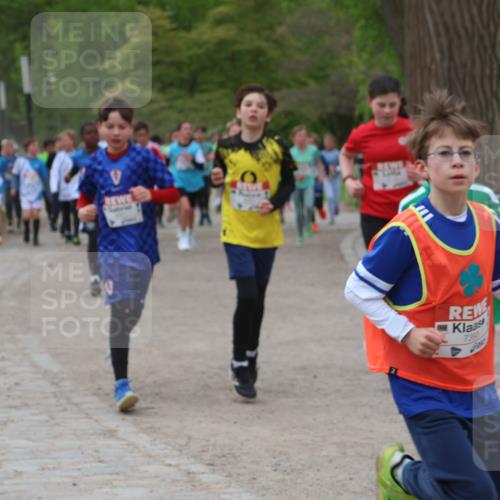 25.04.2026 - Das Zehntel Zöllner http://msf.ph/oto/9594863 25.04.2026 10:40:08 Laufen 7398 meine-sportfotos.de