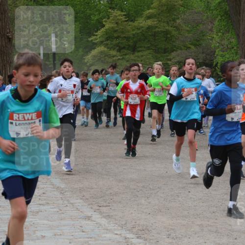 25.04.2026 - Das Zehntel Zöllner http://msf.ph/oto/9594877 25.04.2026 10:40:11 Laufen 5787, 6358 meine-sportfotos.de