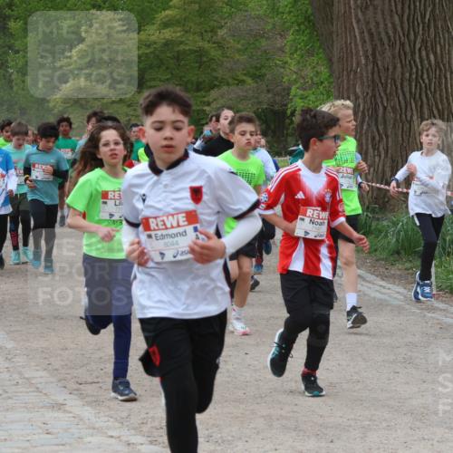 25.04.2026 - Das Zehntel Zöllner http://msf.ph/oto/9594886 25.04.2026 10:40:14 Laufen 8044 meine-sportfotos.de