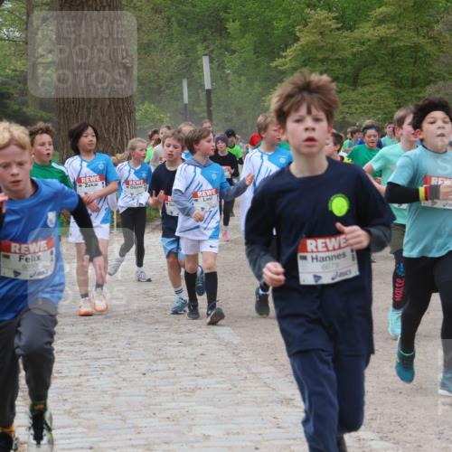 25.04.2026 - Das Zehntel Zöllner http://msf.ph/oto/9594899 25.04.2026 10:40:17 Laufen 6350, 6679 meine-sportfotos.de