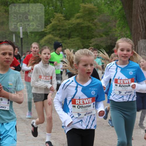 25.04.2026 - Das Zehntel Zöllner http://msf.ph/oto/9594925 25.04.2026 10:40:22 Laufen 7615, 2003, 7721, 7733, 7700 meine-sportfotos.de