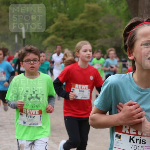 25.04.2026 - Das Zehntel Zöllner http://msf.ph/oto/9594930 25.04.2026 10:40:24 Laufen 7305, 7615, 7615, 0179, 597, 5471 meine-sportfotos.de