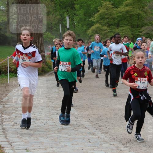 25.04.2026 - Das Zehntel Zöllner http://msf.ph/oto/9594964 25.04.2026 10:40:32 Laufen 6550, 7172 meine-sportfotos.de