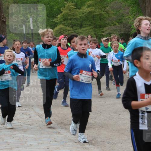 25.04.2026 - Das Zehntel Zöllner http://msf.ph/oto/9594983 25.04.2026 10:40:37 Laufen 5751, 6322 meine-sportfotos.de