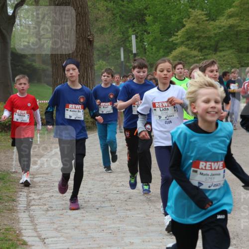 25.04.2026 - Das Zehntel Zöllner http://msf.ph/oto/9594992 25.04.2026 10:40:38 Laufen 5433, 6766, 5751, 5738 meine-sportfotos.de
