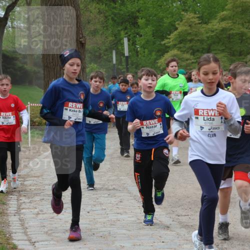 25.04.2026 - Das Zehntel Zöllner http://msf.ph/oto/9594994 25.04.2026 10:40:39 Laufen 5433, 5427, 6766 meine-sportfotos.de