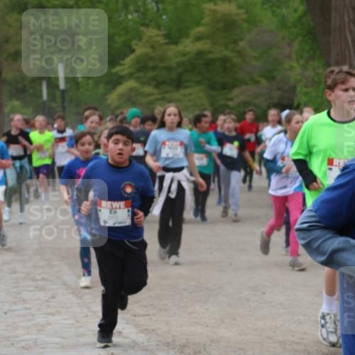 25.04.2026 - Das Zehntel Zöllner http://msf.ph/oto/9595006 25.04.2026 10:40:42 Laufen 5450, 5415, 5415 meine-sportfotos.de