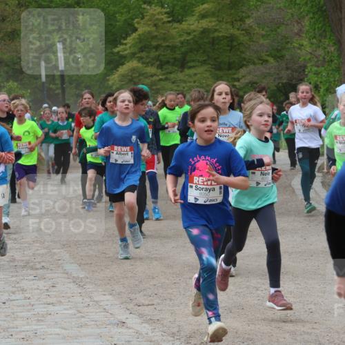 25.04.2026 - Das Zehntel Zöllner http://msf.ph/oto/9595009 25.04.2026 10:40:43 Laufen 1, 6050, 6053, 5450 meine-sportfotos.de