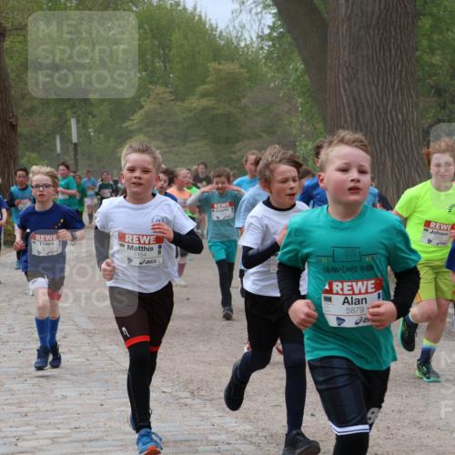 25.04.2026 - Das Zehntel Zöllner http://msf.ph/oto/9595054 25.04.2026 10:40:57 Laufen 5154, 5879 meine-sportfotos.de