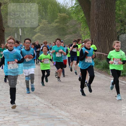 25.04.2026 - Das Zehntel Zöllner http://msf.ph/oto/9595073 25.04.2026 10:41:01 Laufen 5728 meine-sportfotos.de