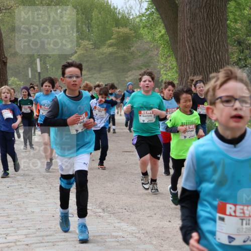 25.04.2026 - Das Zehntel Zöllner http://msf.ph/oto/9595081 25.04.2026 10:41:02 Laufen 5728 meine-sportfotos.de