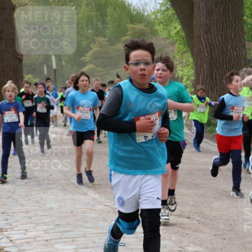 25.04.2026 - Das Zehntel Zöllner http://msf.ph/oto/9595085 25.04.2026 10:41:03 Laufen 7105 meine-sportfotos.de