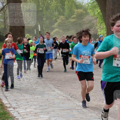 25.04.2026 - Das Zehntel Zöllner http://msf.ph/oto/9595094 25.04.2026 10:41:04 Laufen 5922, 5880 meine-sportfotos.de