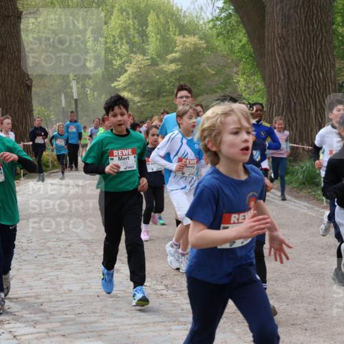 25.04.2026 - Das Zehntel Zöllner http://msf.ph/oto/9595119 25.04.2026 10:41:09 Laufen 7987, 7926, 7731 meine-sportfotos.de