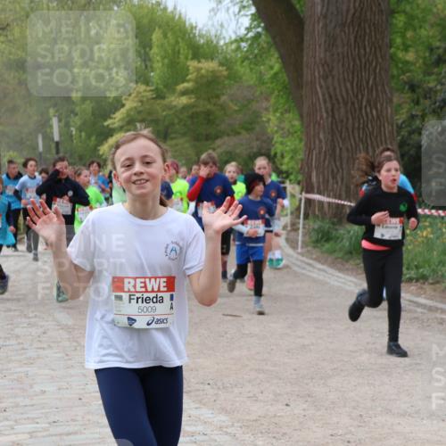 25.04.2026 - Das Zehntel Zöllner http://msf.ph/oto/9595135 25.04.2026 10:41:13 Laufen 5009 meine-sportfotos.de