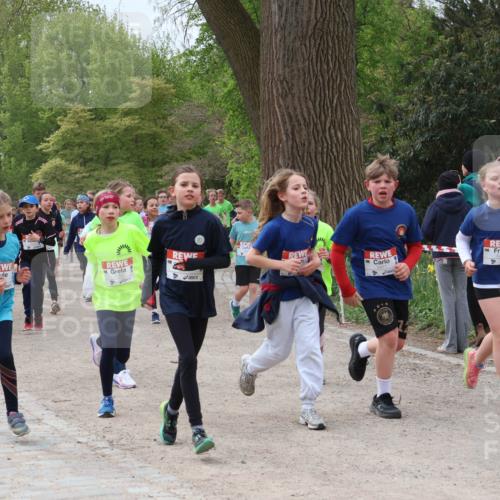 25.04.2026 - Das Zehntel Zöllner http://msf.ph/oto/9595144 25.04.2026 10:41:15 Laufen 5411, 69 meine-sportfotos.de