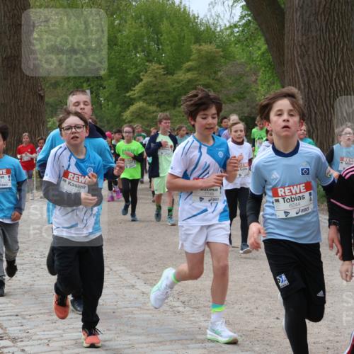 25.04.2026 - Das Zehntel Zöllner http://msf.ph/oto/9595160 25.04.2026 10:41:19 Laufen 7746, 7749, 6244, 6249 meine-sportfotos.de