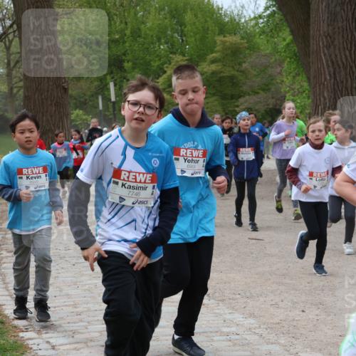 25.04.2026 - Das Zehntel Zöllner http://msf.ph/oto/9595164 25.04.2026 10:41:20 Laufen 6939, 6946, 7746, 7749 meine-sportfotos.de