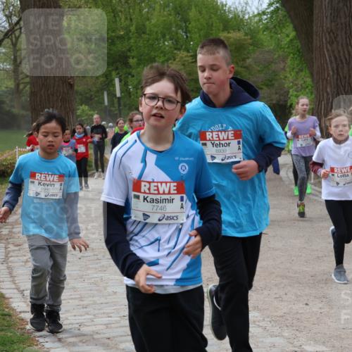 25.04.2026 - Das Zehntel Zöllner http://msf.ph/oto/9595165 25.04.2026 10:41:20 Laufen 6939, 6946, 7746 meine-sportfotos.de