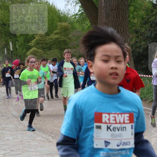 25.04.2026 - Das Zehntel Zöllner http://msf.ph/oto/9595172 25.04.2026 10:41:22 Laufen 6946 meine-sportfotos.de