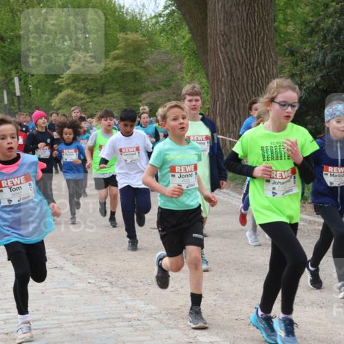 25.04.2026 - Das Zehntel Zöllner http://msf.ph/oto/9595177 25.04.2026 10:41:23 Laufen 5688, 6020, 7115 meine-sportfotos.de