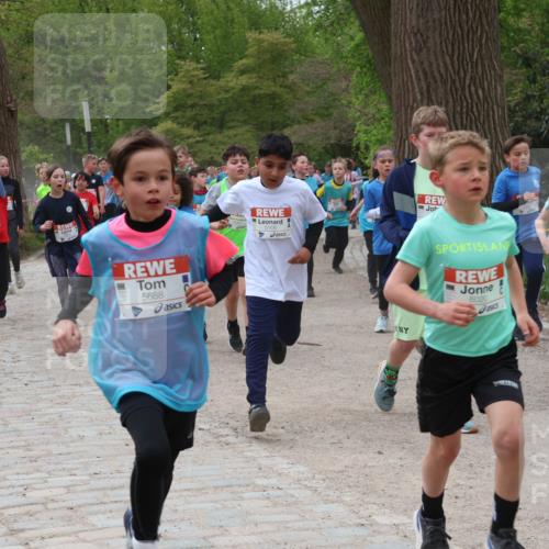 25.04.2026 - Das Zehntel Zöllner http://msf.ph/oto/9595180 25.04.2026 10:41:24 Laufen 5688, 5168, 6020 meine-sportfotos.de