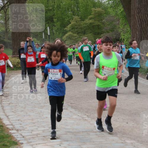 25.04.2026 - Das Zehntel Zöllner http://msf.ph/oto/9595192 25.04.2026 10:41:26 Laufen 6340, 6067 meine-sportfotos.de