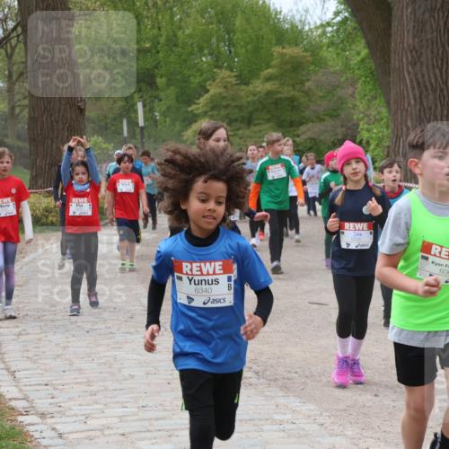 25.04.2026 - Das Zehntel Zöllner http://msf.ph/oto/9595193 25.04.2026 10:41:26 Laufen 6340, 5558, 6067 meine-sportfotos.de